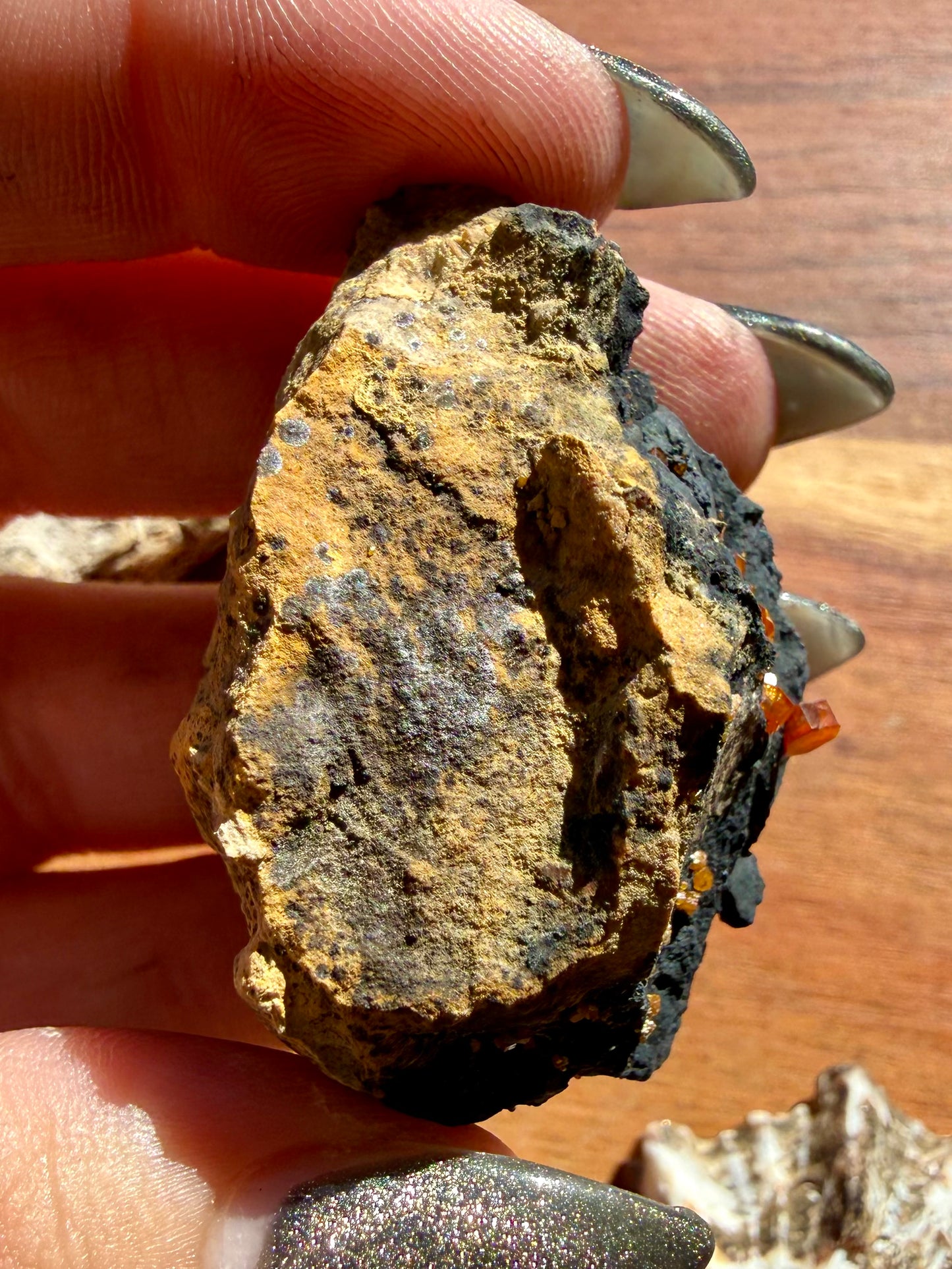 VANADINITE + MAGANESE