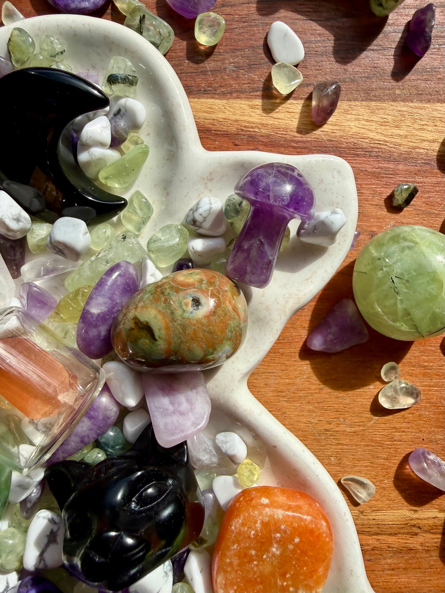 SPOOKY SEASON CRYSTAL SCOOP