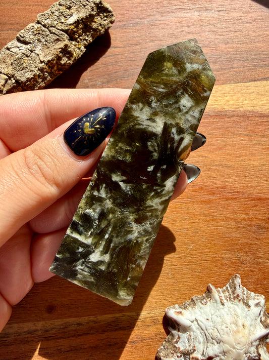 GREEN TOURMALINE + MICA SLAB TOWER