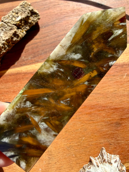 GREEN TOURMALINE + MICA SLAB TOWER