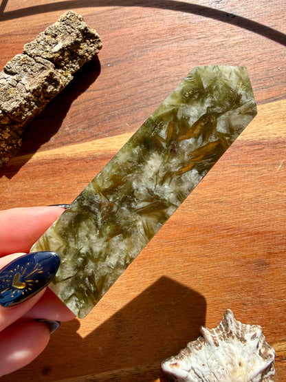GREEN TOURMALINE + MICA SLAB TOWER