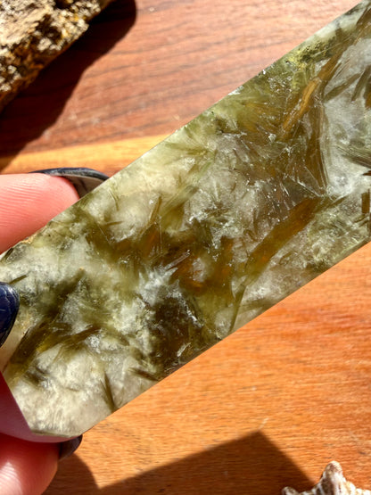 GREEN TOURMALINE + MICA SLAB TOWER