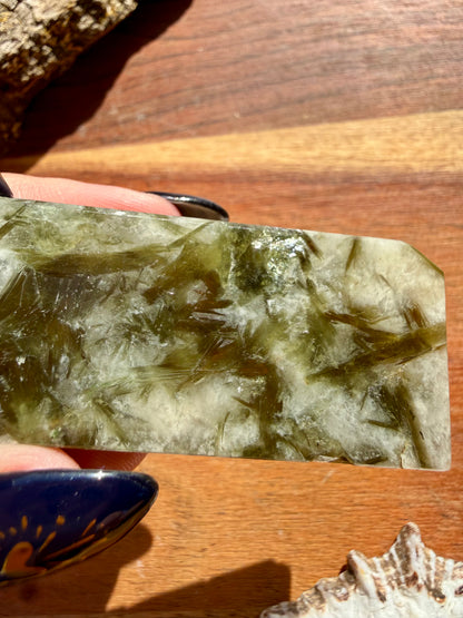 GREEN TOURMALINE + MICA SLAB TOWER