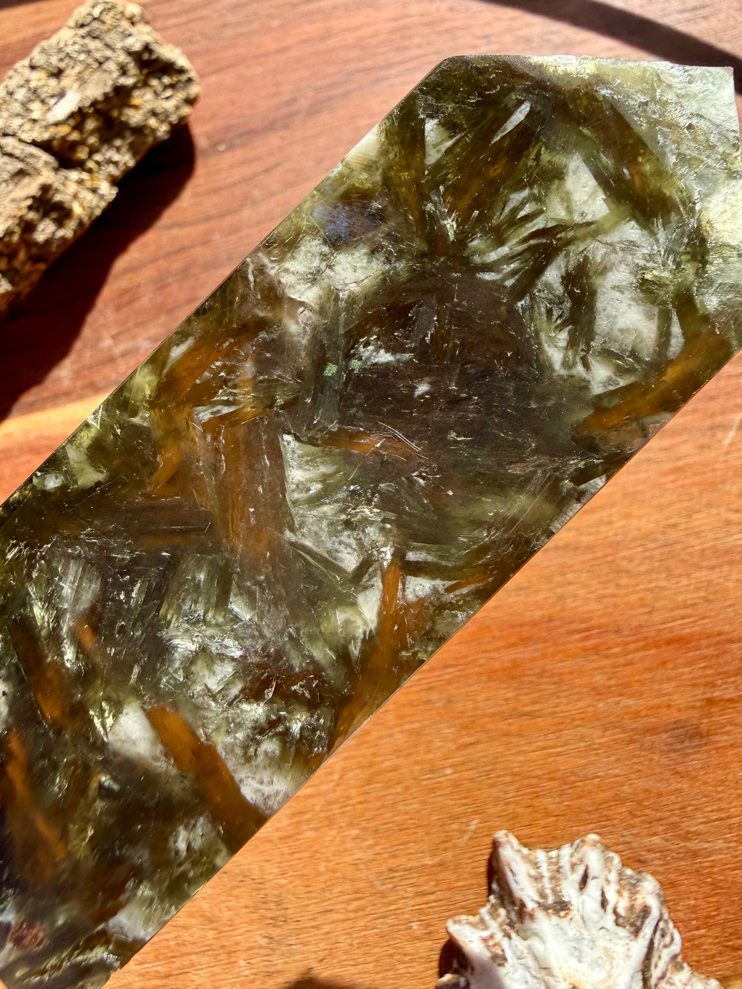 GREEN TOURMALINE + MICA SLAB TOWER