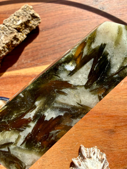 GREEN TOURMALINE + MICA SLAB TOWER