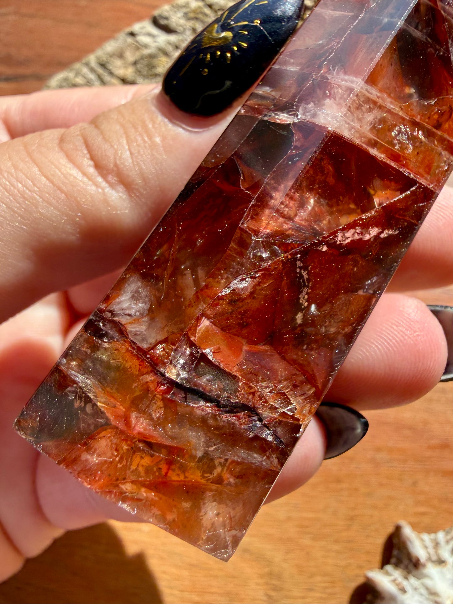 HIGH QUALITY FIRE QUARTZ TOWER