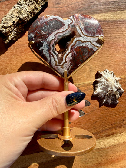 CRAZY LACE AGATE HEART WITH STAND