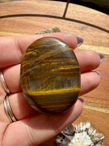 TIGER IRON PALM STONE