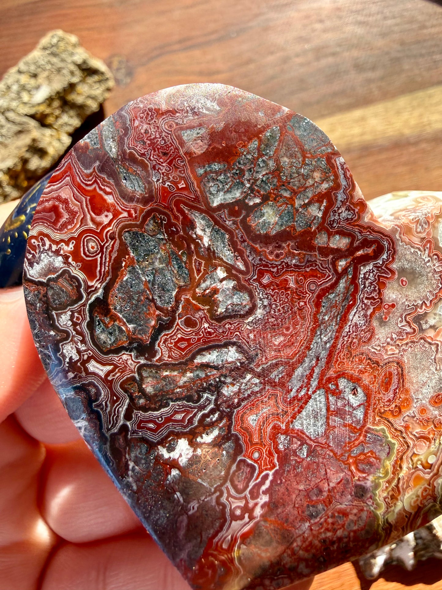 CRAZY LACE AGATE HEART