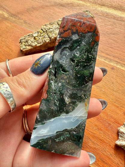 MONET AGATE TOWER