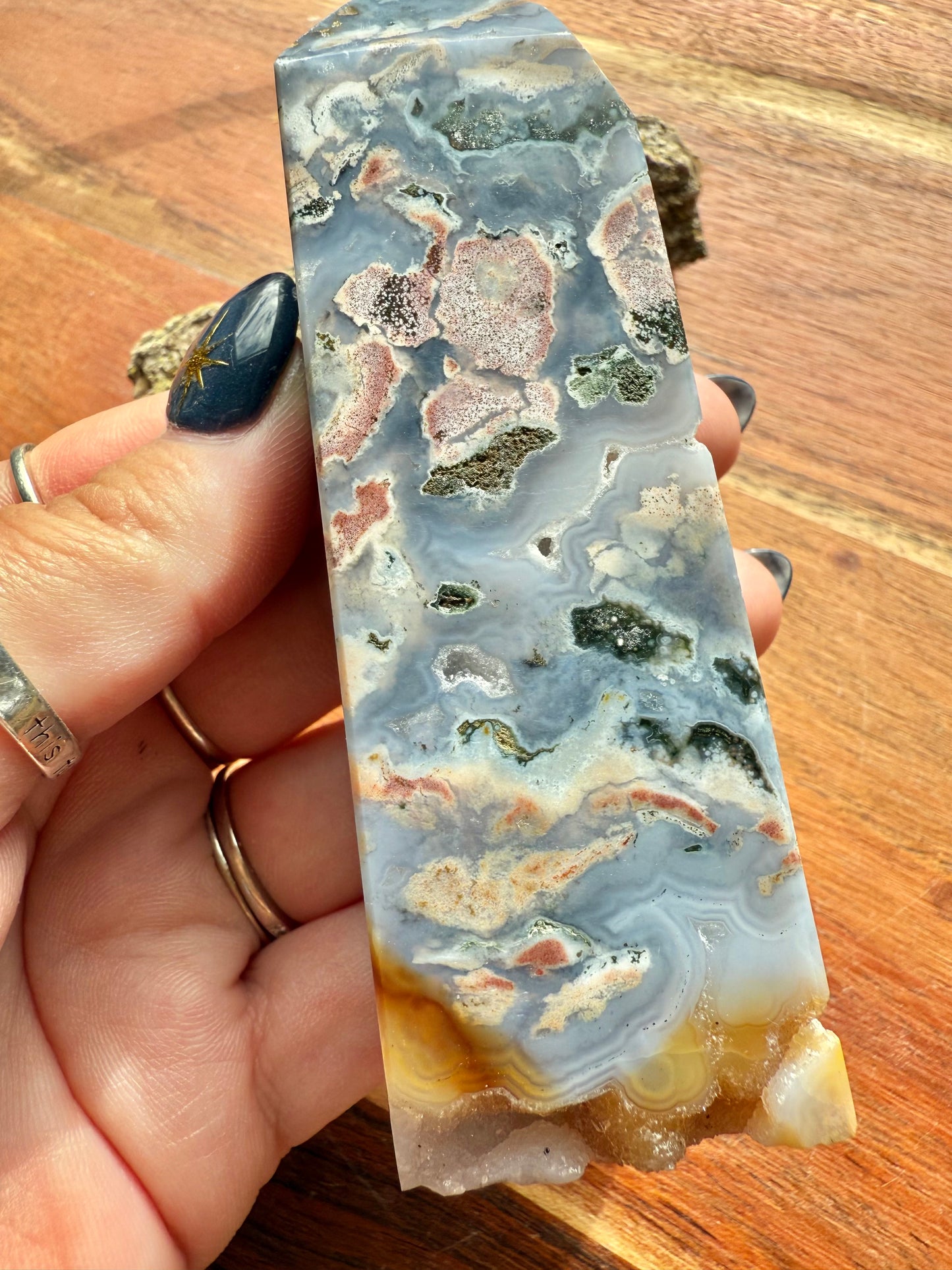 MONET AGATE TOWER
