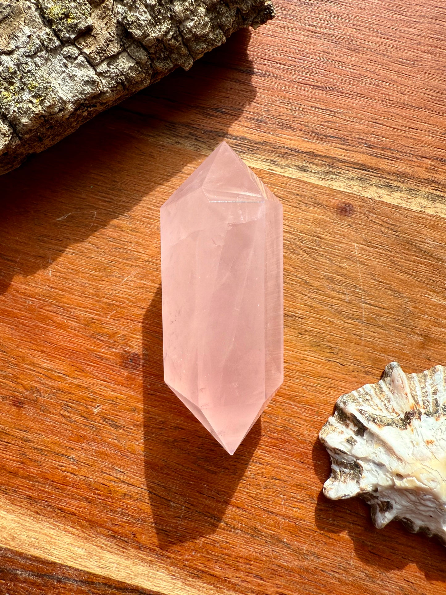 ICY ROSE QUARTZ DT POINT