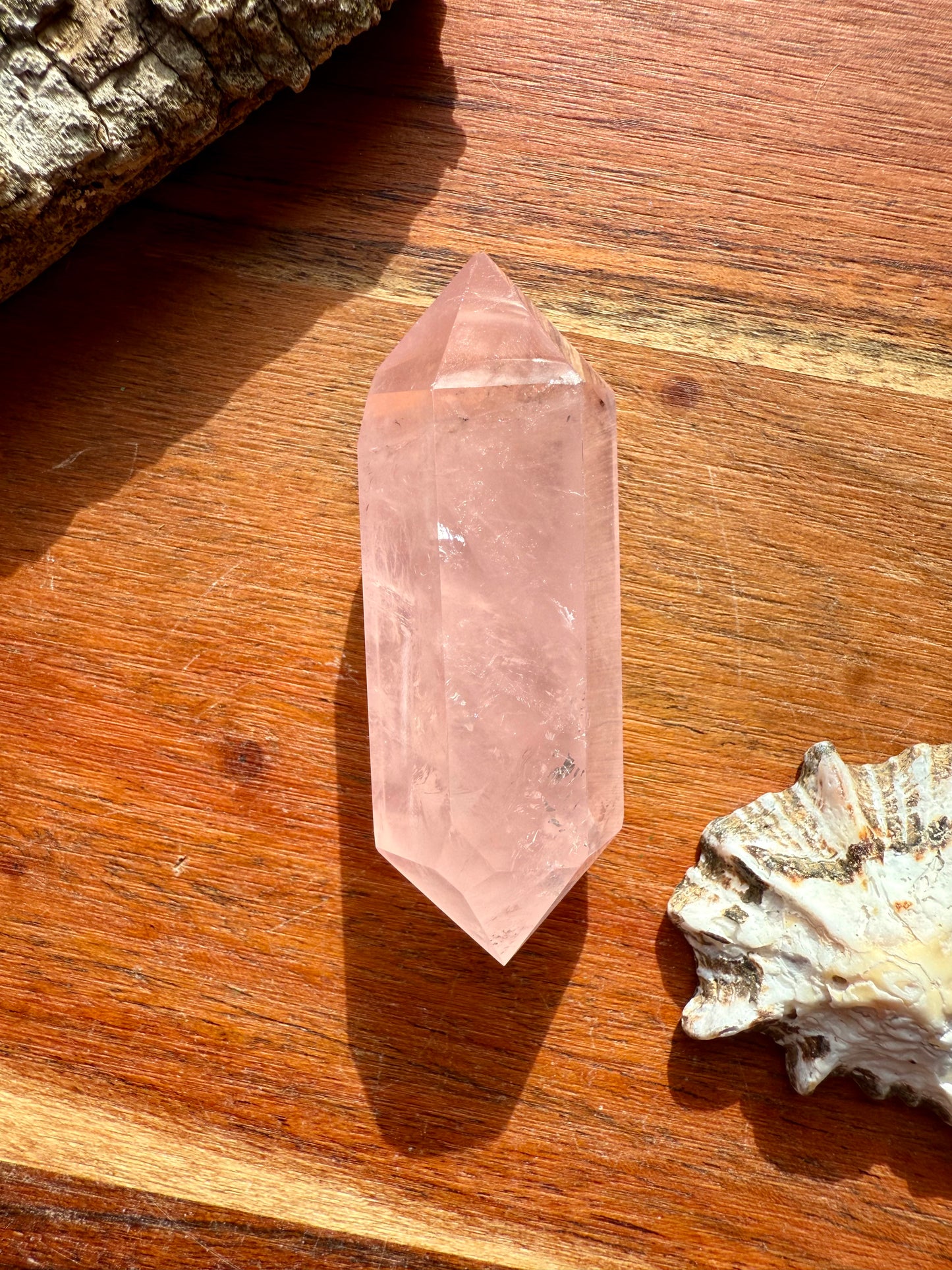 ICY ROSE QUARTZ DT POINT