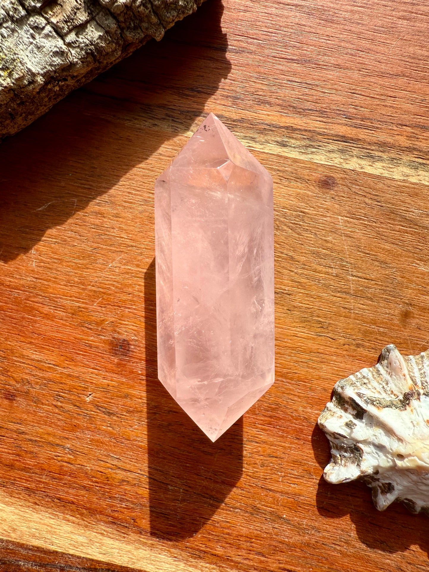 ICY ROSE QUARTZ DT POINT