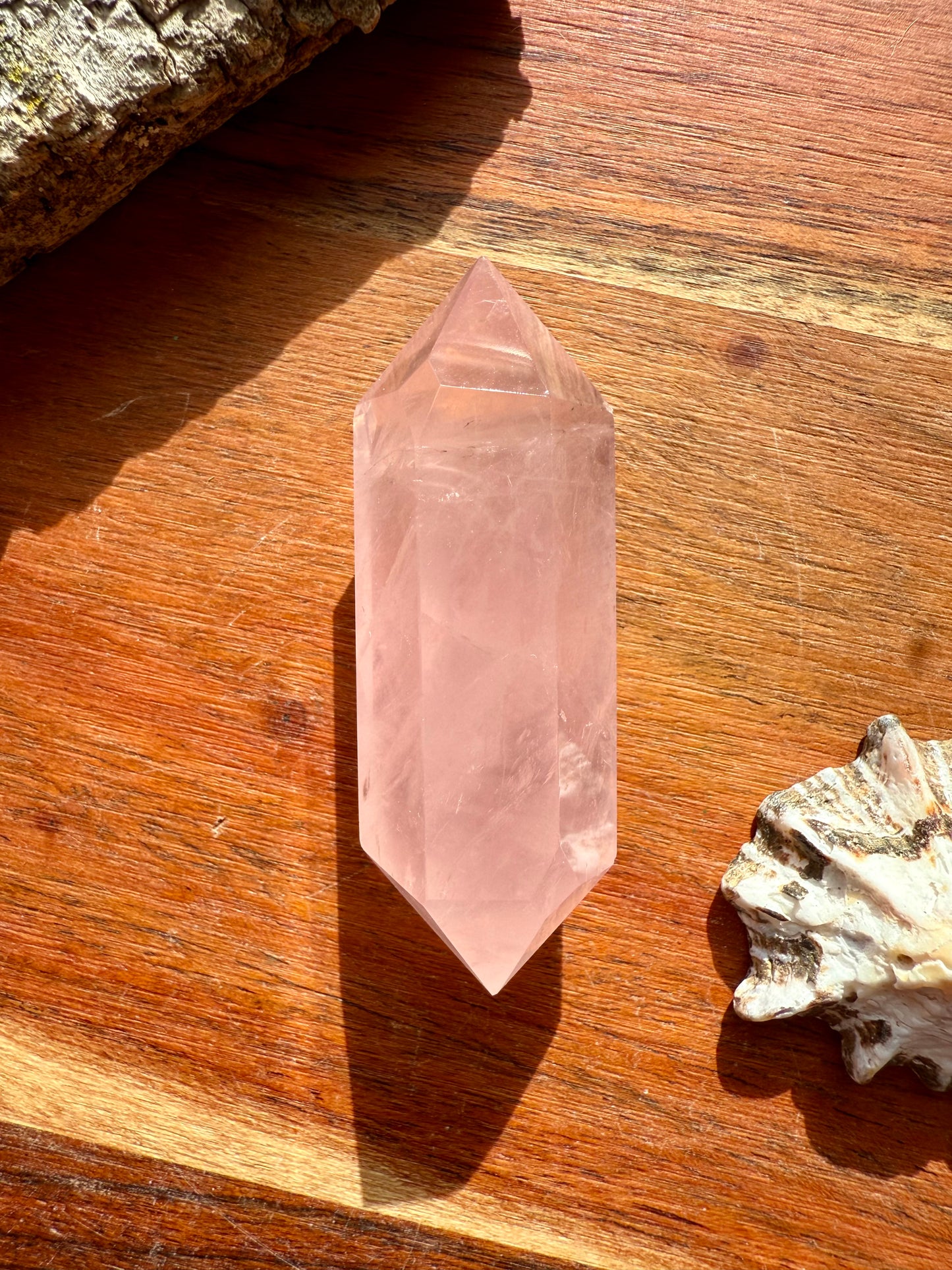 ICY ROSE QUARTZ DT POINT