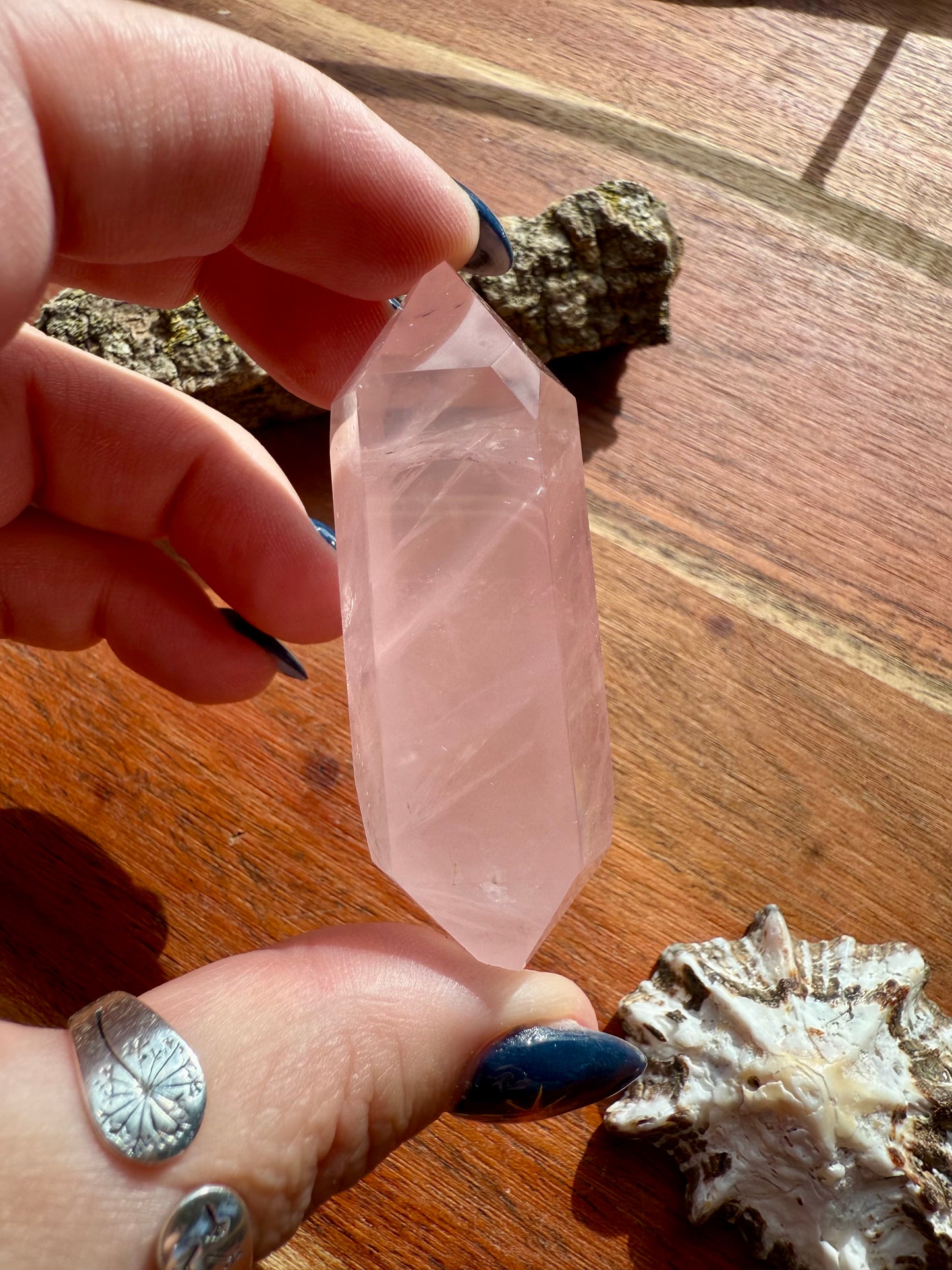 ICY ROSE QUARTZ DT POINT