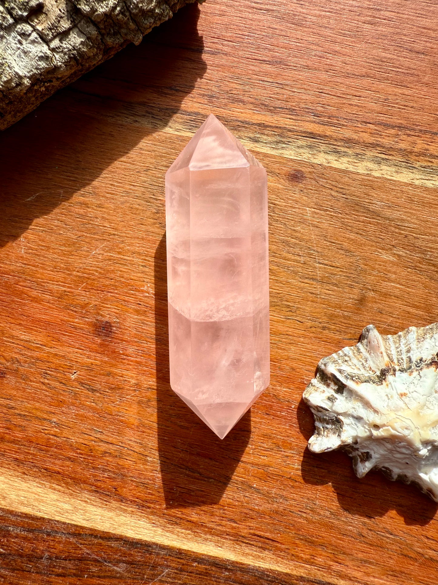 ICY ROSE QUARTZ DT POINT