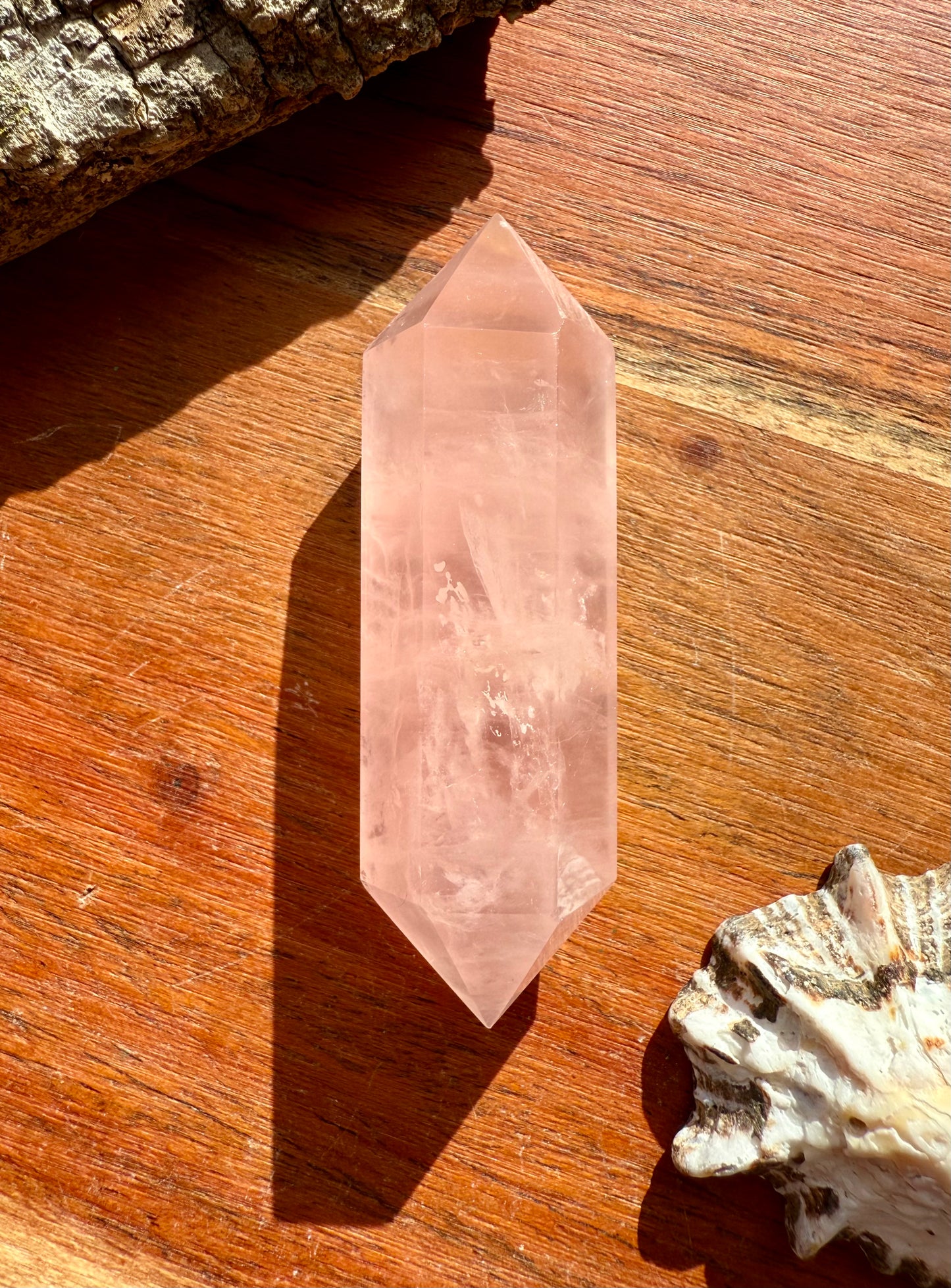 ICY ROSE QUARTZ DT POINT