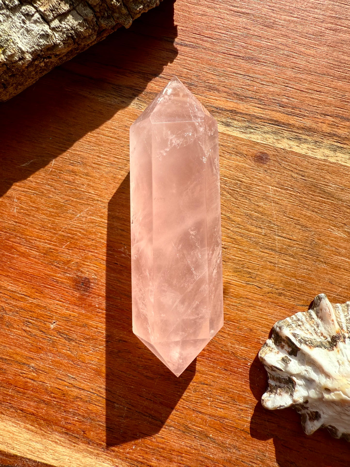 ICY ROSE QUARTZ DT POINT