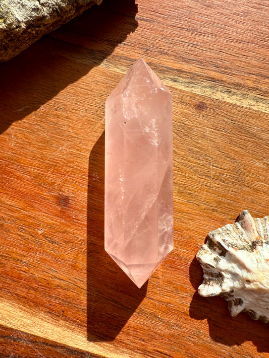 ICY ROSE QUARTZ DT POINT