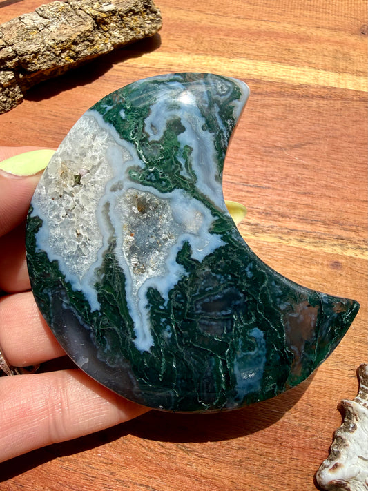 MOSS AGATE MOON WITH STAND