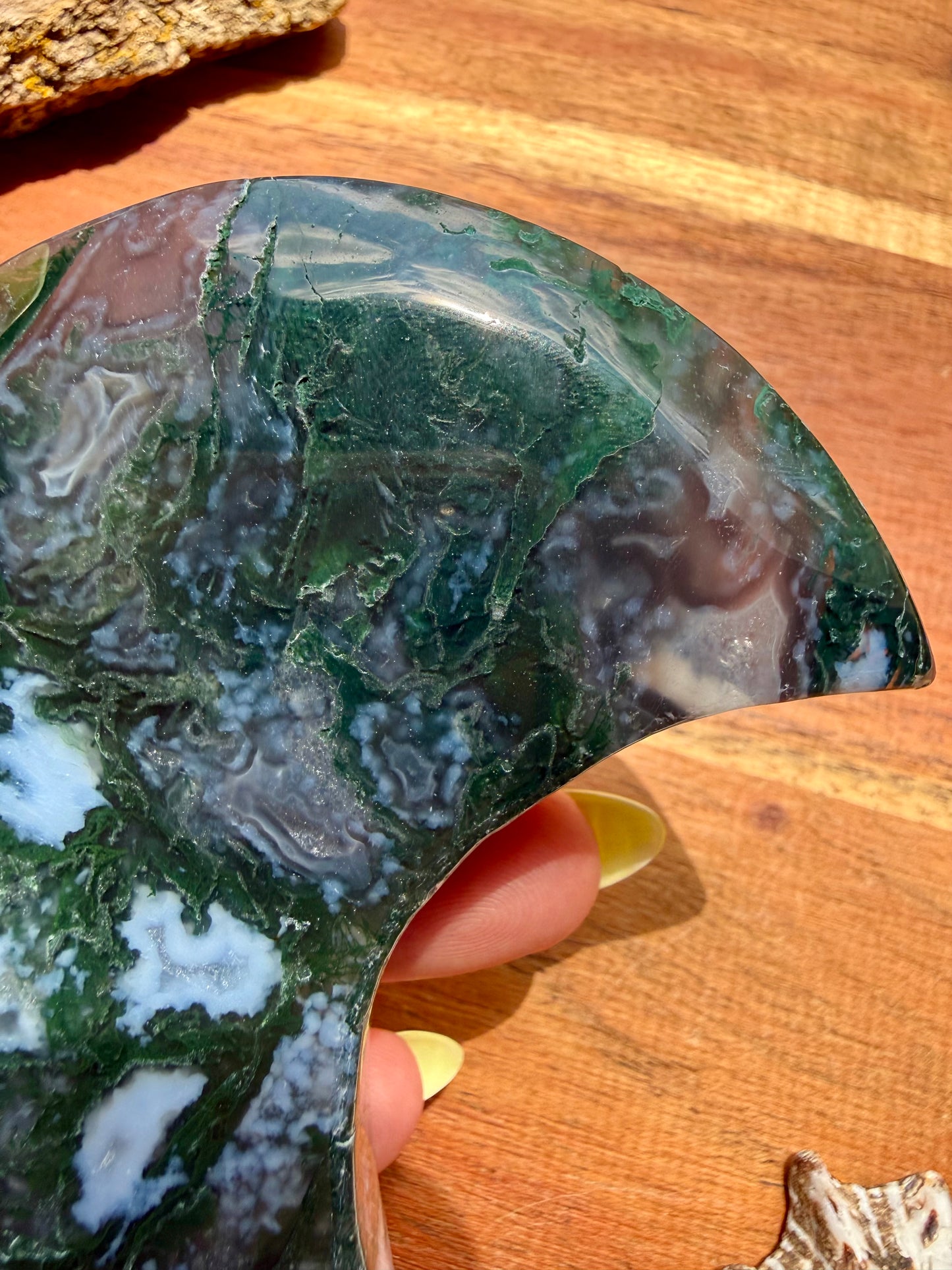 MOSS AGATE MOON WITH STAND