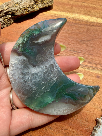 MOSS AGATE MOON WITH STAND