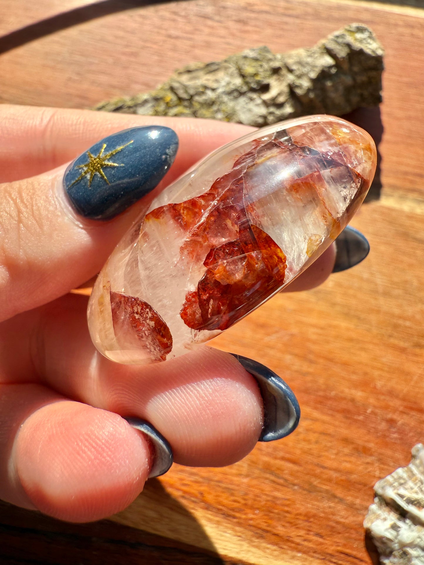 GOLDEN HEALER + FIRE QUARTZ PALM STONE