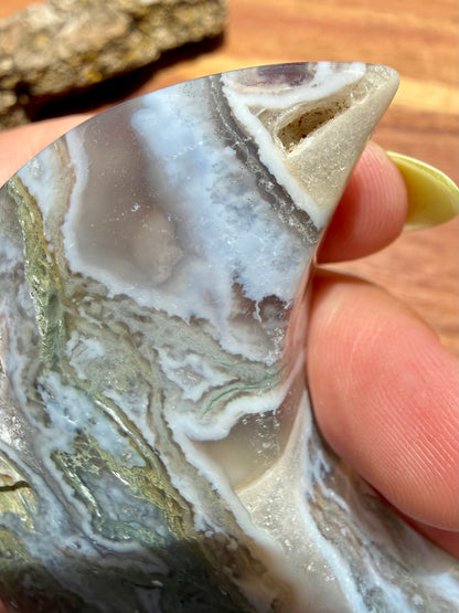 MOSS AGATE MOON WITH STAND