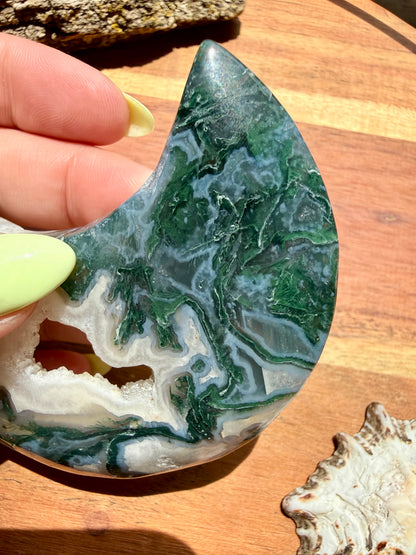 MOSS AGATE MOON WITH STAND