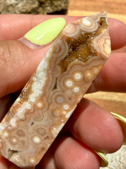 ASYMMETRICAL PINK OCEAN JASPER TOWER