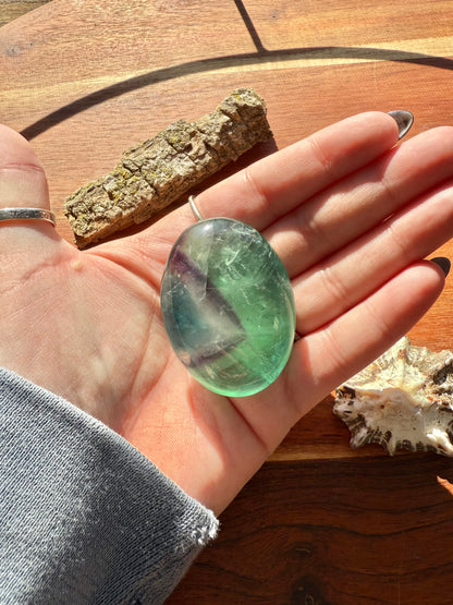 RAINBOW FLUORITE PALM STONE