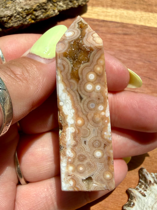 ASYMMETRICAL PINK OCEAN JASPER TOWER