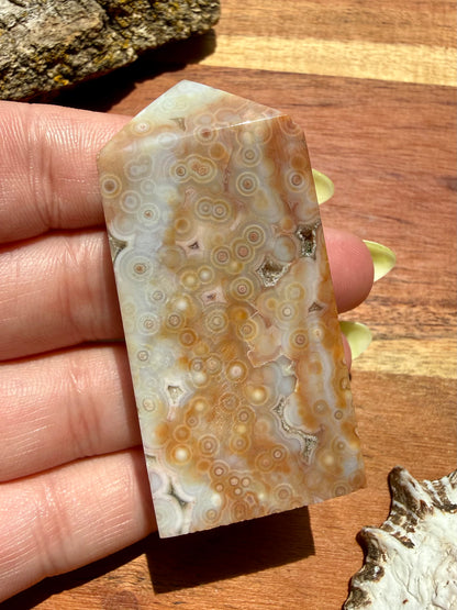 ASYMMETRICAL PINK OCEAN JASPER TOWER