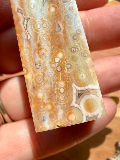 ASYMMETRICAL PINK OCEAN JASPER TOWER