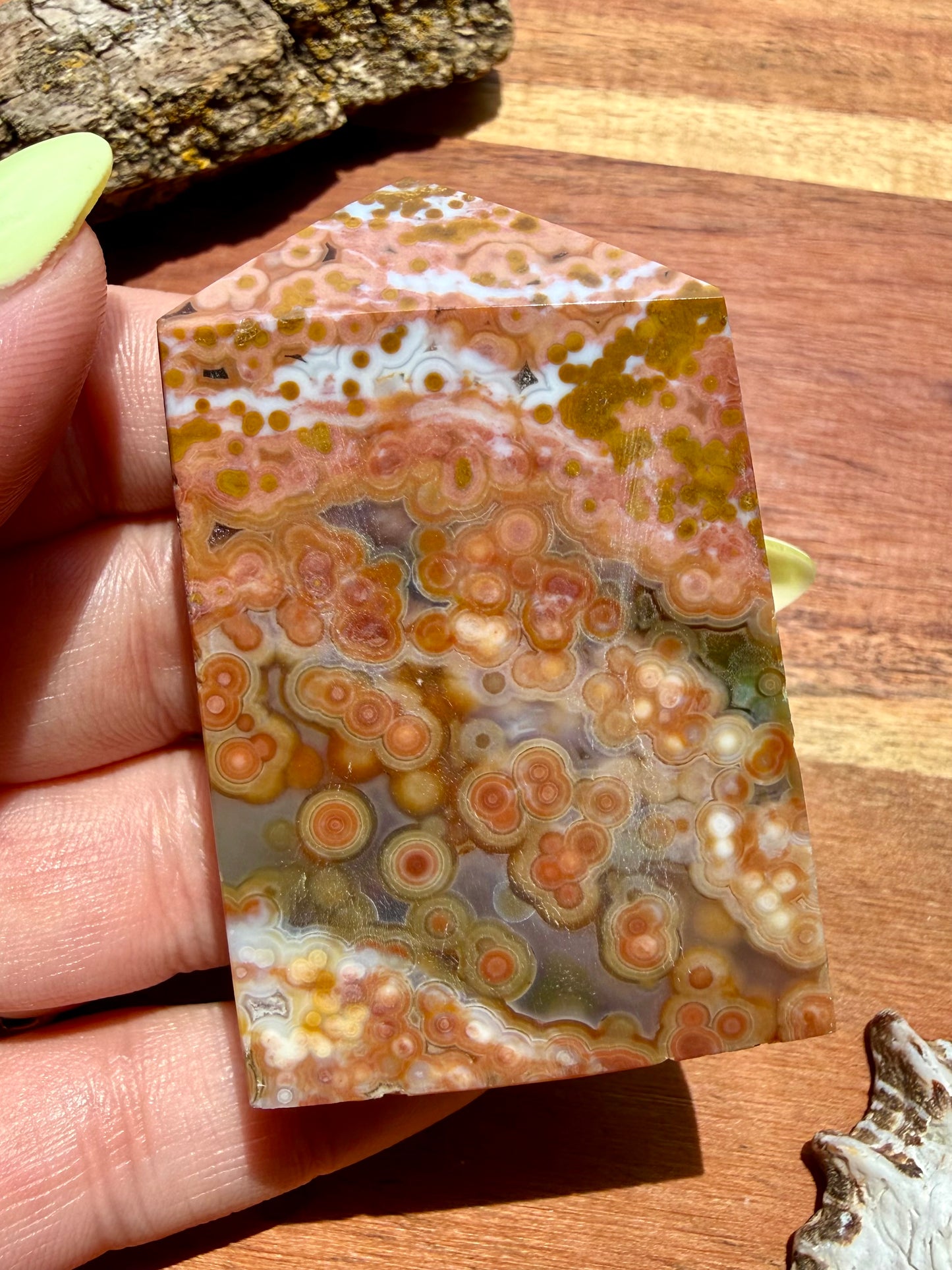 ASYMMETRICAL PINK OCEAN JASPER TOWER