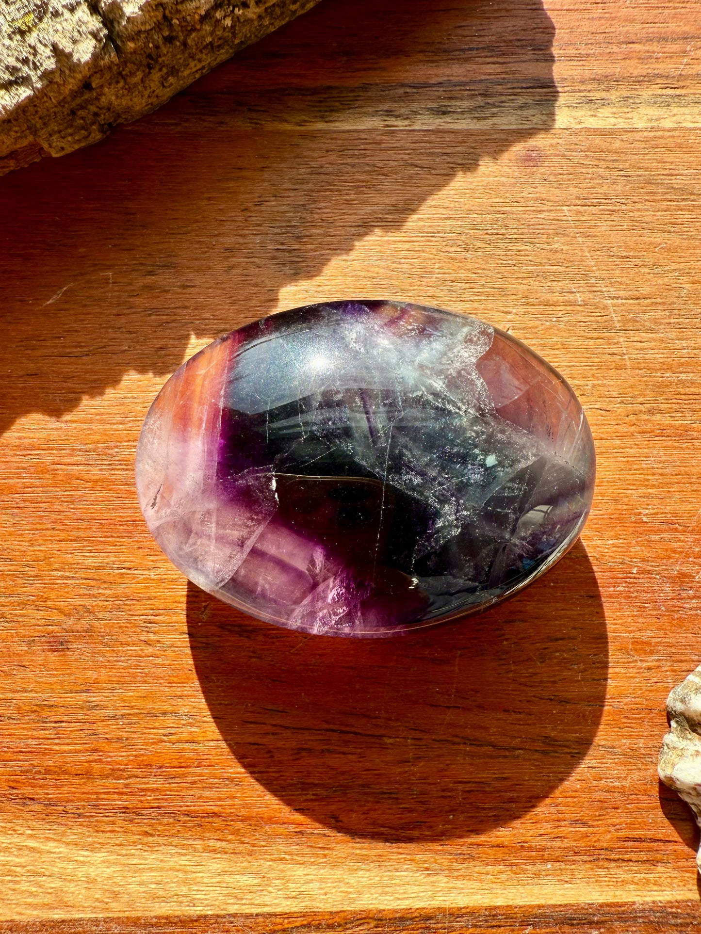 RAINBOW FLUORITE PALM STONE