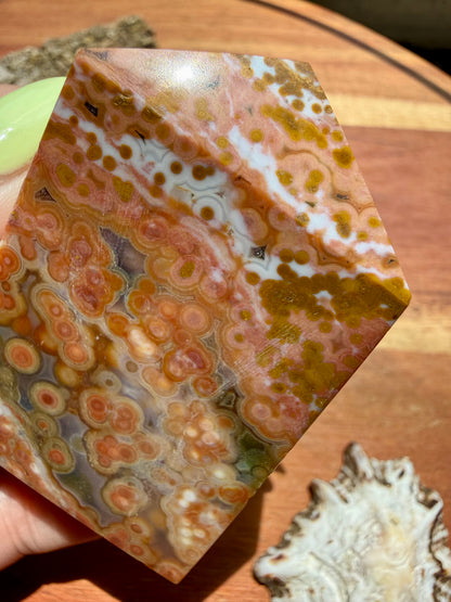 ASYMMETRICAL PINK OCEAN JASPER TOWER