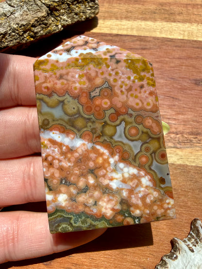 ASYMMETRICAL PINK OCEAN JASPER TOWER