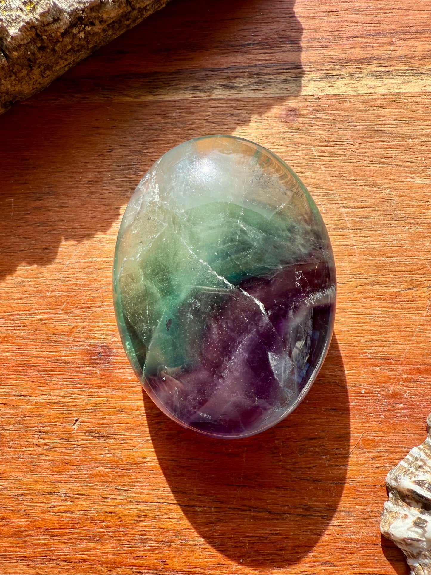 RAINBOW FLUORITE PALM STONE