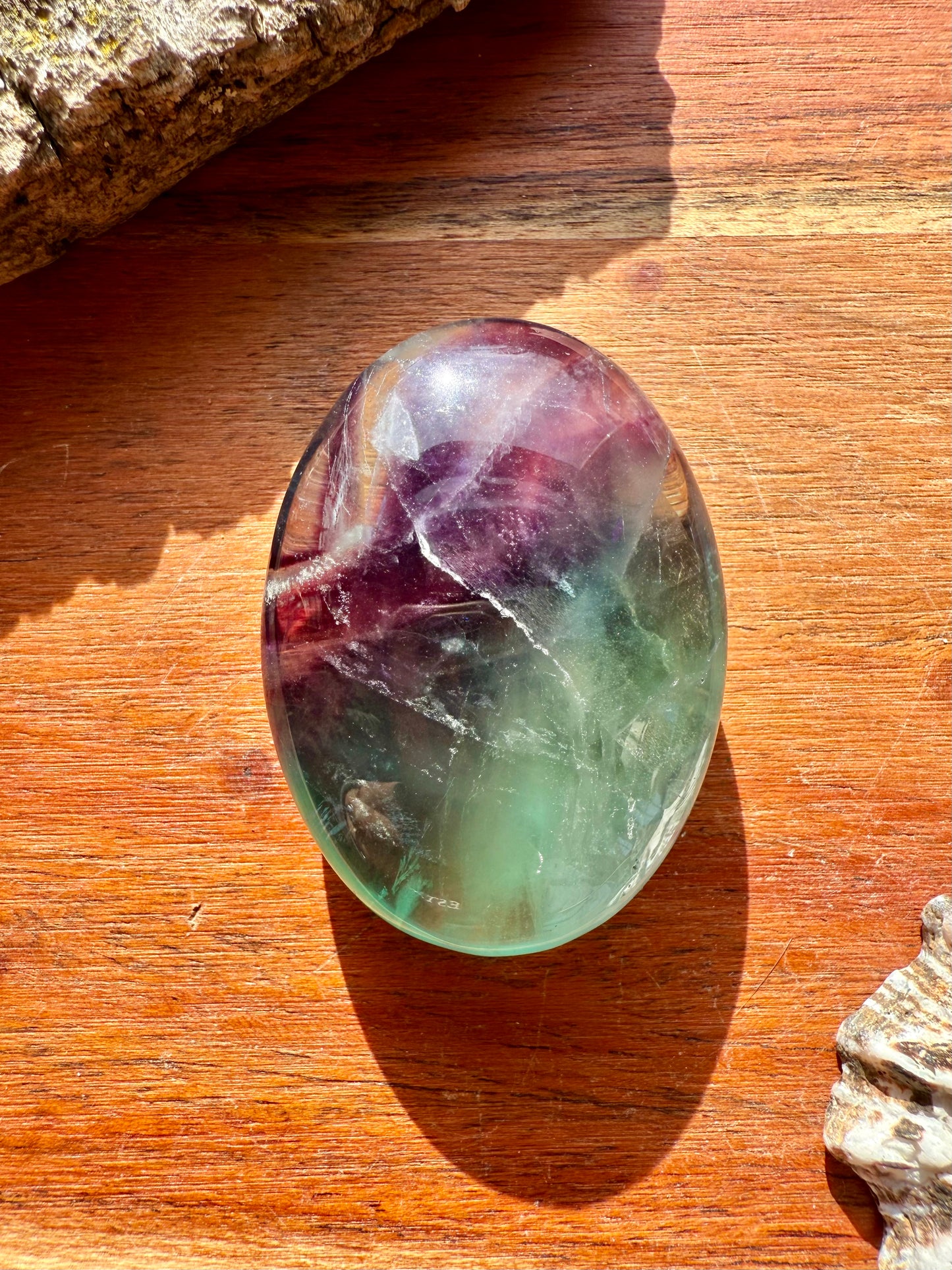 RAINBOW FLUORITE PALM STONE