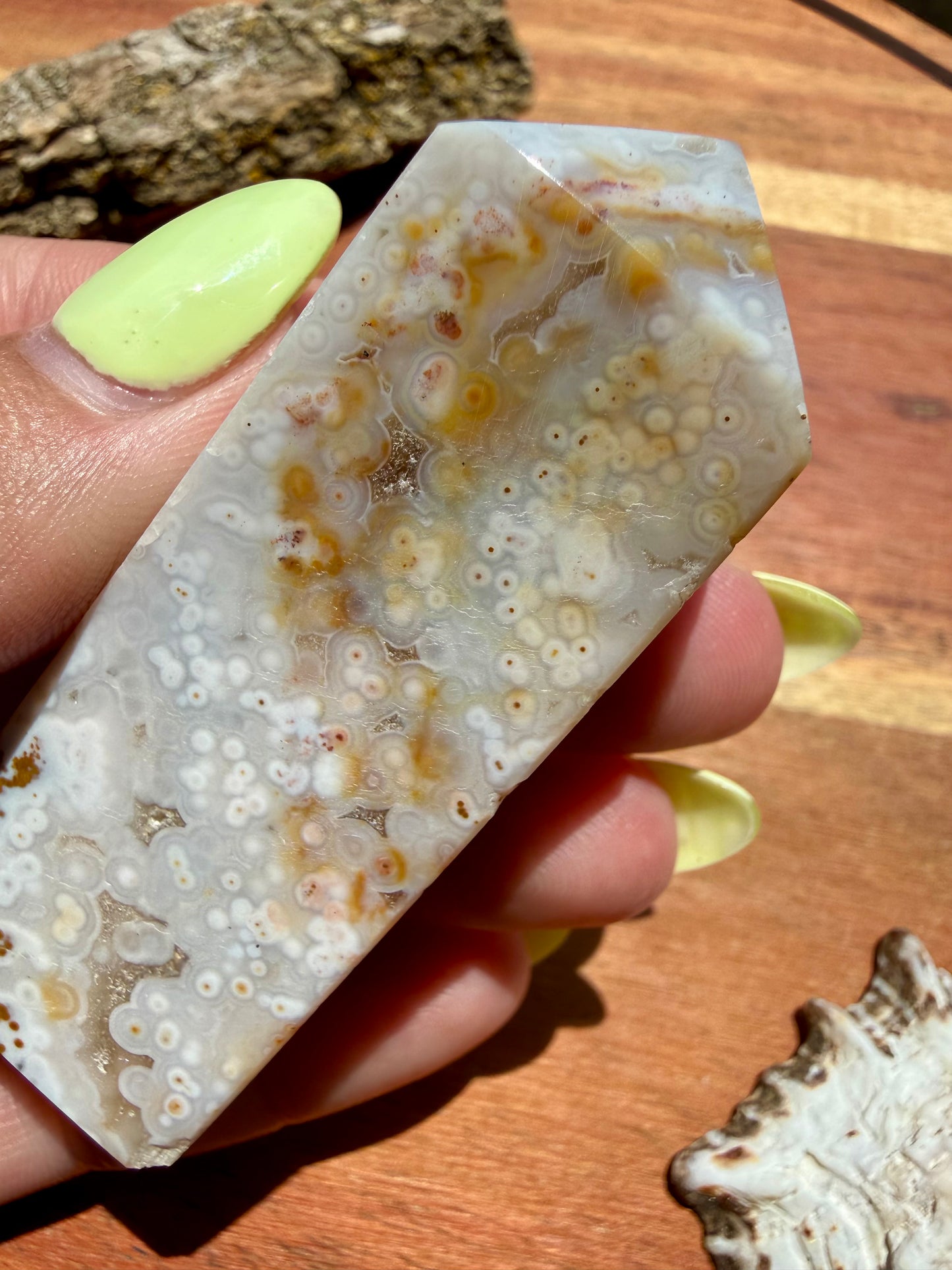ASYMMETRICAL PINK OCEAN JASPER TOWER