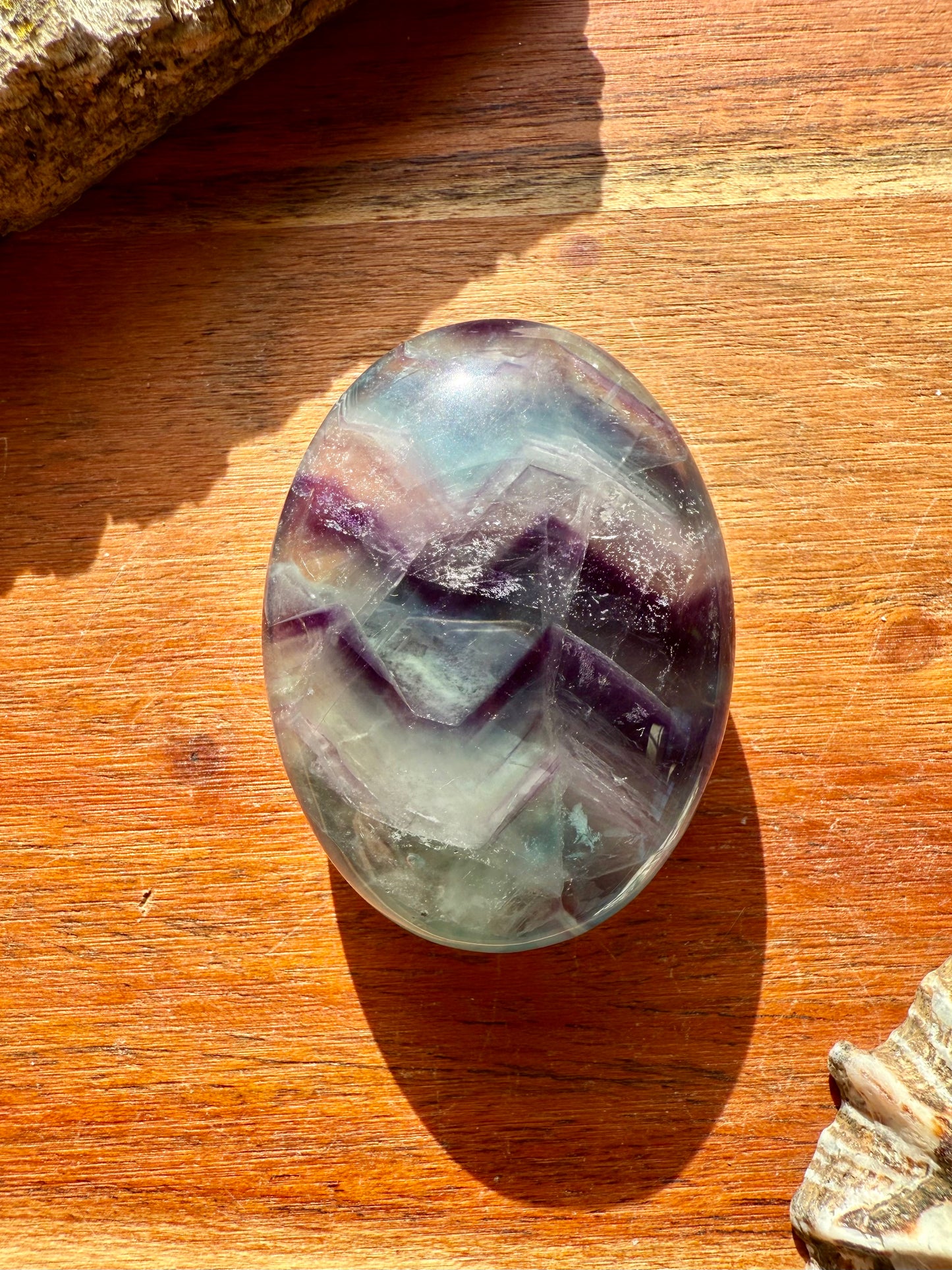 RAINBOW FLUORITE PALM STONE