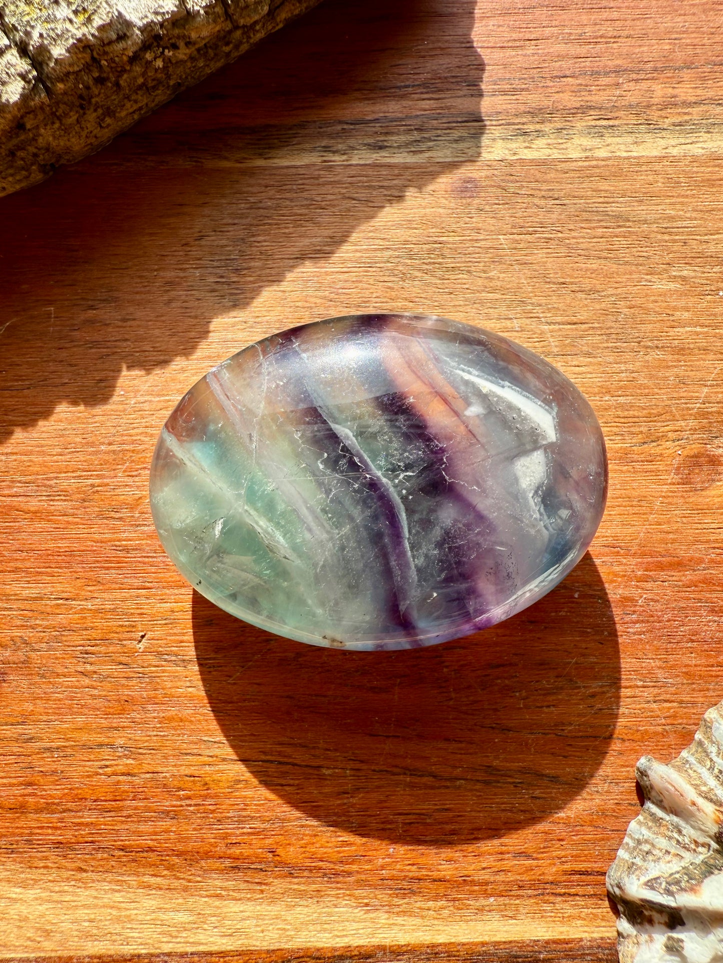 RAINBOW FLUORITE PALM STONE