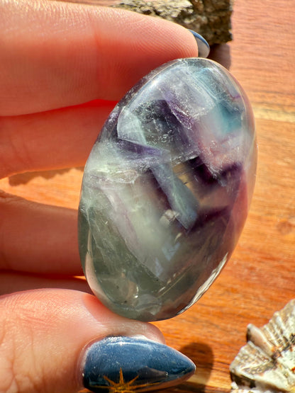 RAINBOW FLUORITE PALM STONE
