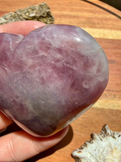 PURPLE ROSE QUARTZ HEART
