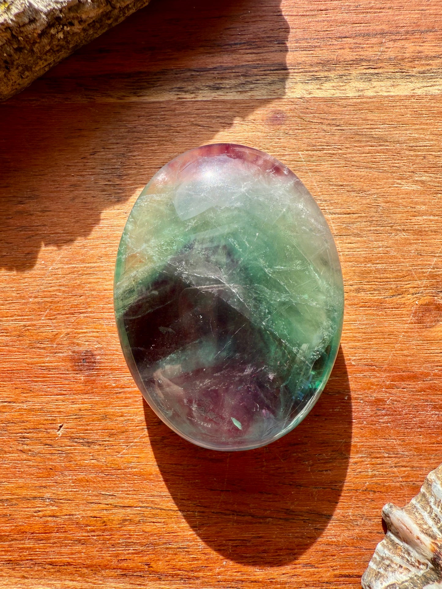 RAINBOW FLUORITE PALM STONE