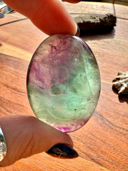 RAINBOW FLUORITE PALM STONE