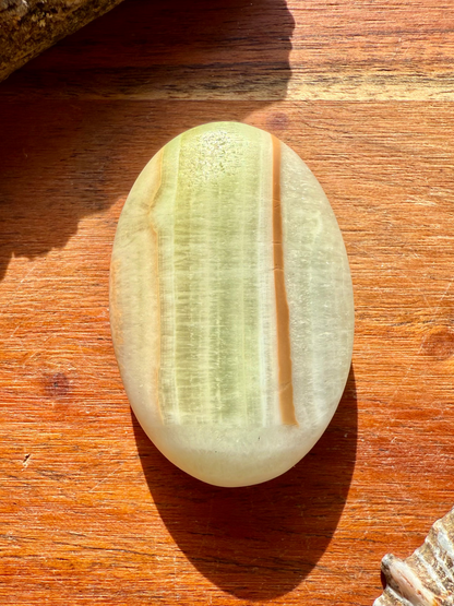 PISTACHIO CALCITE PALM STONE (MATTE POLISH)