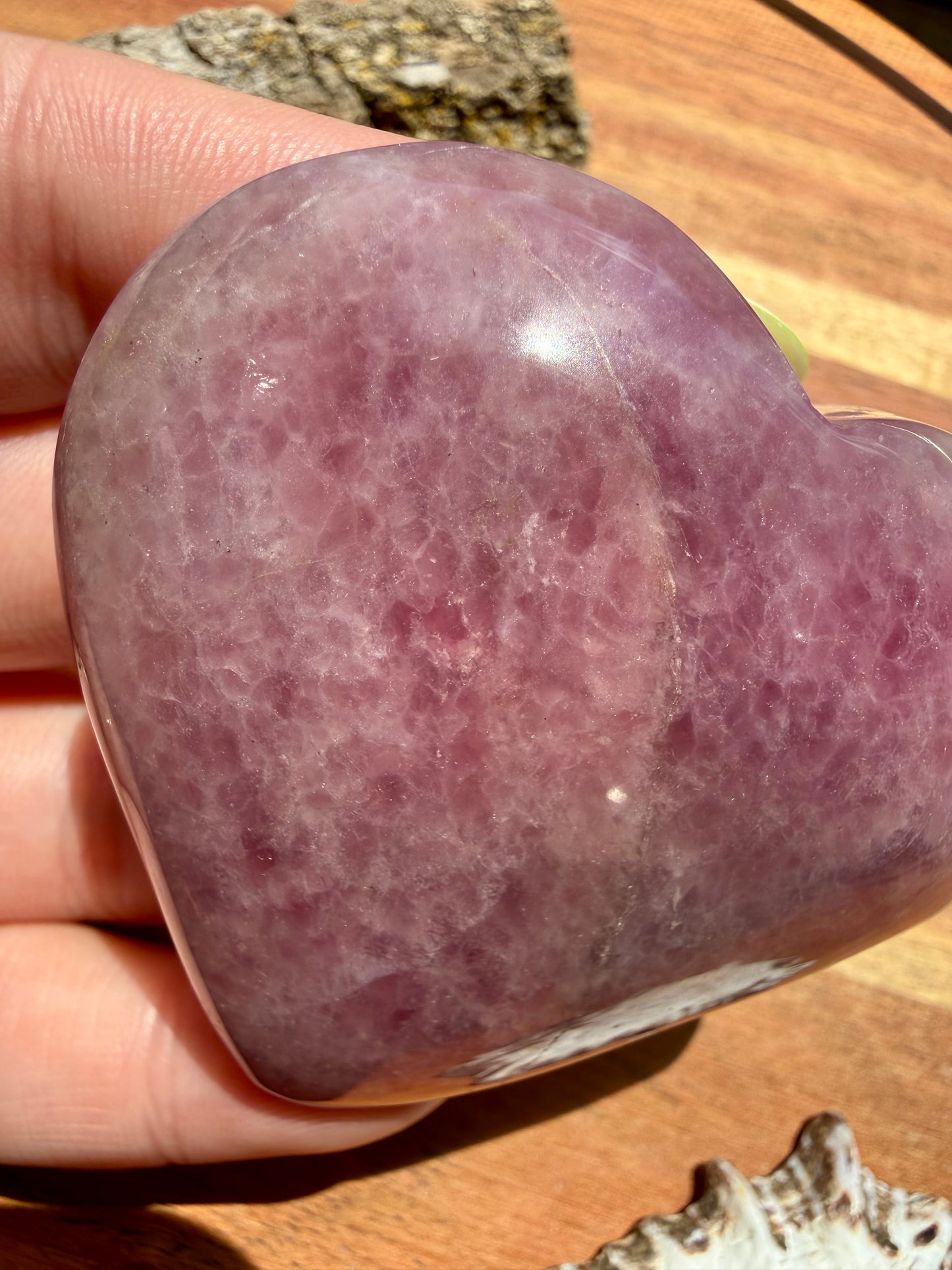 PURPLE ROSE QUARTZ HEART